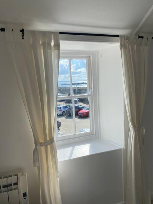 Seagulls Cottage, Touching Distance From Beach マウスホール エクステリア 写真